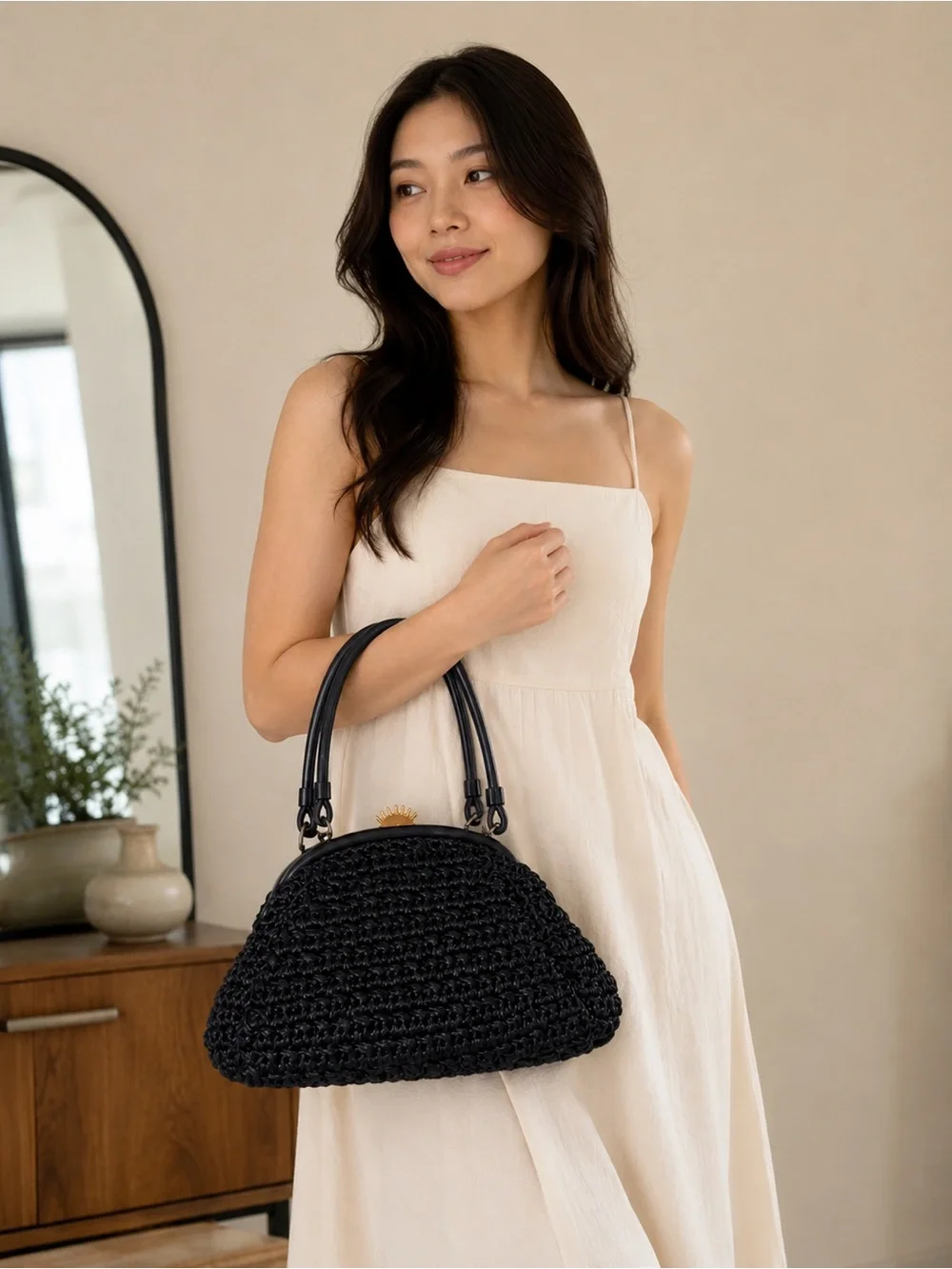 Vintage Black Woven clutch purse Top-Handle Bag - Chic Everyday Tote